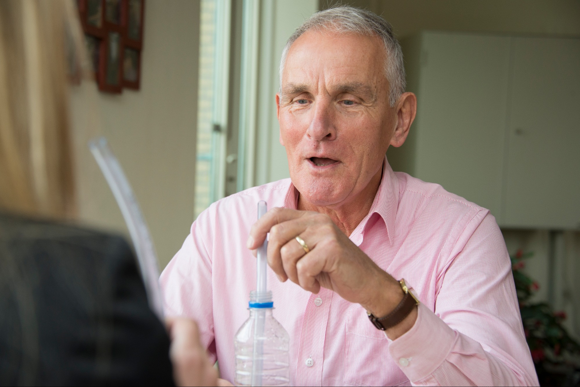 Wat logopedie kan betekenen voor heldere communicatie op latere leeftijd